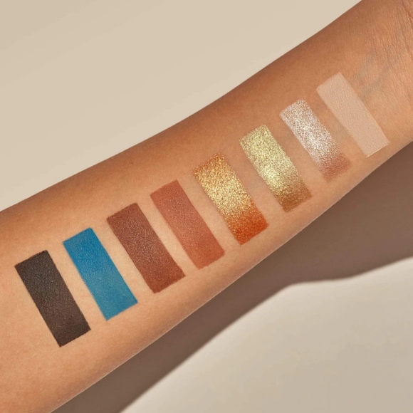 Chella Divine Purpose Eyeshadow Palette - Limited Edition - Picture 2 of 7